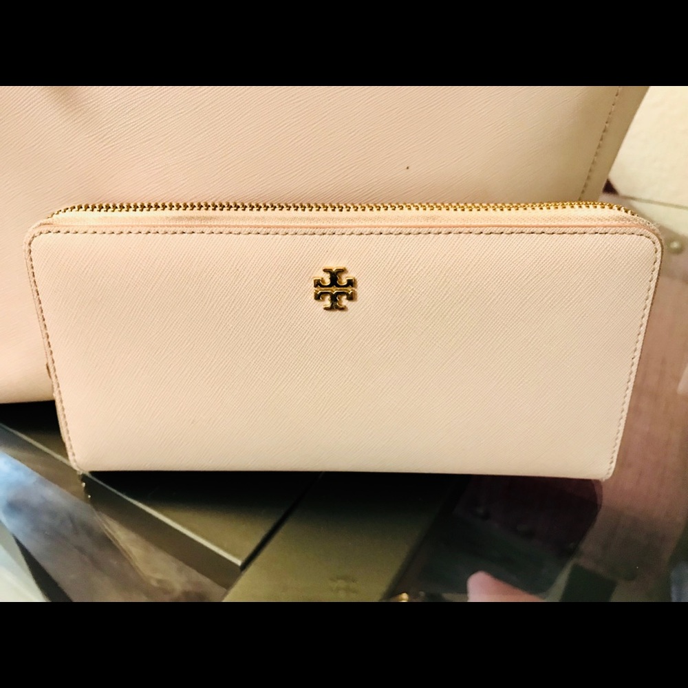 Tory Burch Handbag and Wallet - Picture 6 of 8